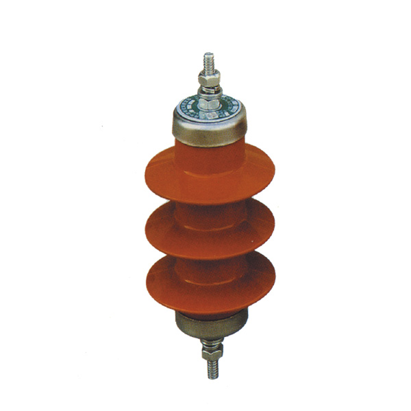 HY5W-3~6KV 避雷器是用來(lái)保護(hù)電力系統(tǒng)中各種電器設(shè)備免受過(guò)電壓損壞的電器產(chǎn)品，具有良好保護(hù)性能。因?yàn)檠趸\閥片的非線(xiàn)性伏安特性十分優(yōu)良，使得在正常工作電…